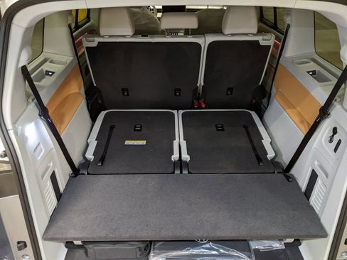 New 2025 Volkswagen ID. Buzz 1st Edition image 26