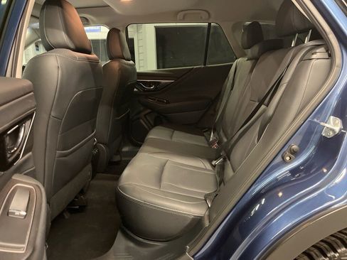 Certified 2022 Subaru Outback Limited image 31