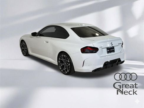 Used 2025 BMW M240i xDrive Coupe AWD/4WD image 8