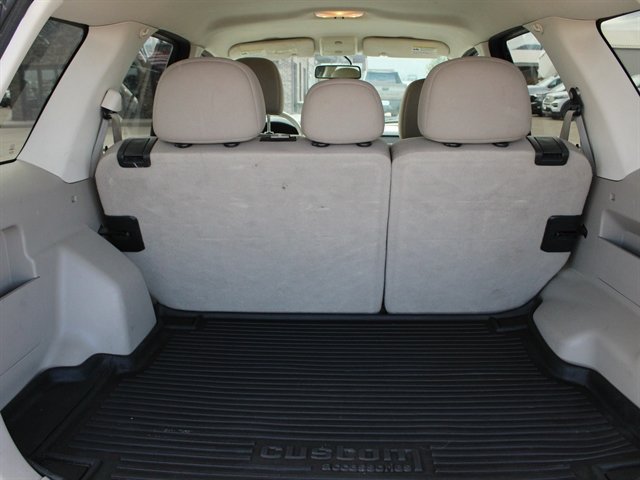 Used 2010 Ford Escape XLT AWD/4WD image 23