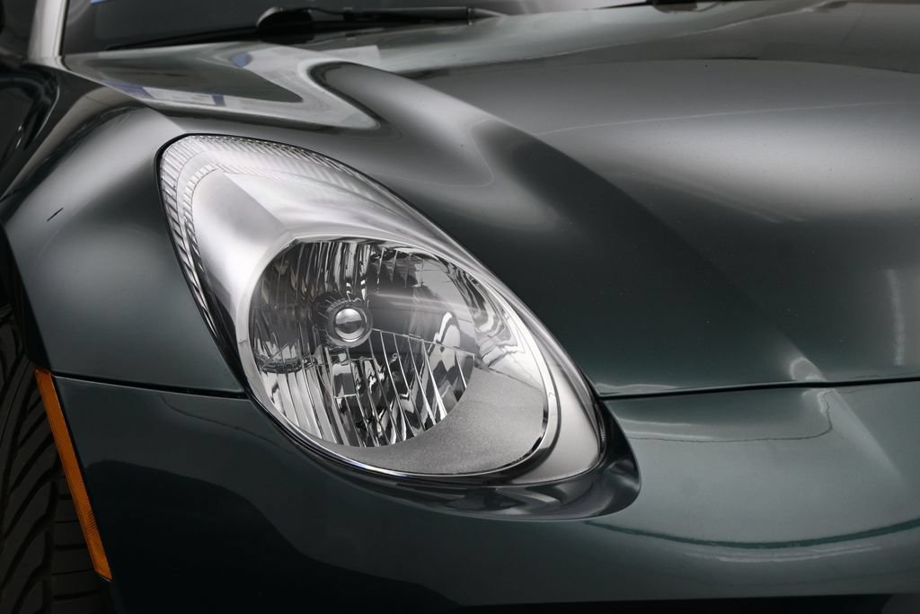 Used 2007 Pontiac Solstice GXP w/ Premium Package RWD image 4