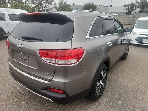 Used 2017 Kia Sorento EX w/ EX Advanced Touring Package FWD image 13