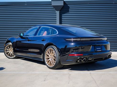 New 2026 Porsche Panamera 4S image 3