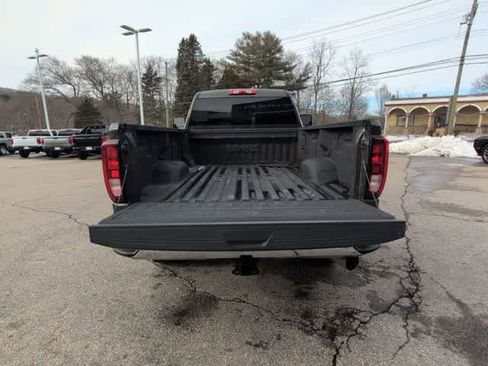Certified 2022 GMC Sierra 3500 Pro w/ Convenience Package image 23