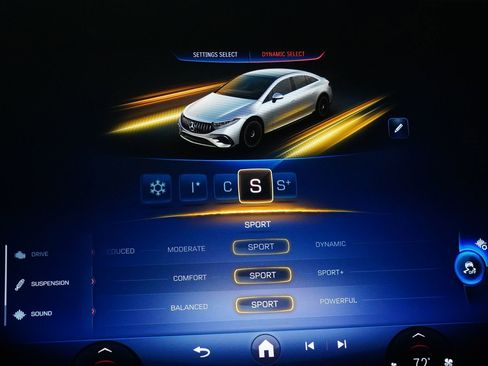 Used 2025 Mercedes-Benz EQS AMG 4MATIC image 26