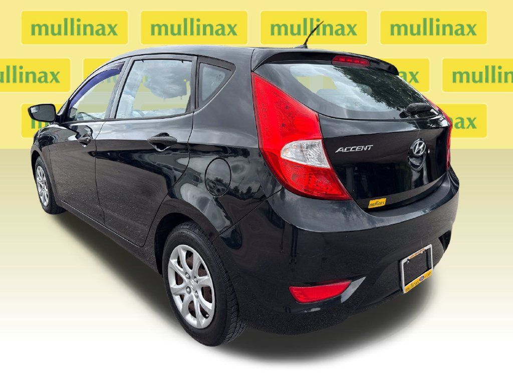 Used 2014 Hyundai Accent GS FWD image 8