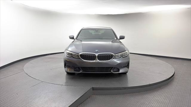 Used 2020 BMW 330i Sedan w/ Convenience Package RWD image 13