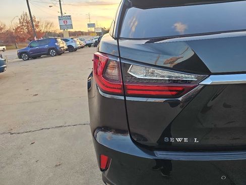 Used 2018 Lexus RX 350 FWD w/ Accessory Package image 9