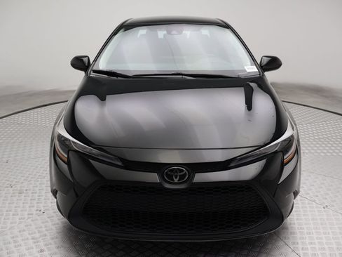 Used 2022 Toyota Corolla LE FWD image 5