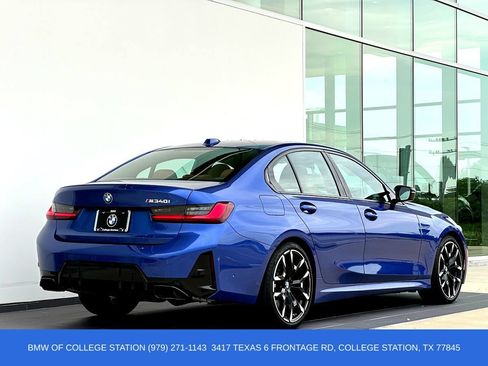 Used 2025 BMW M340i w/ Premium Package RWD image 4