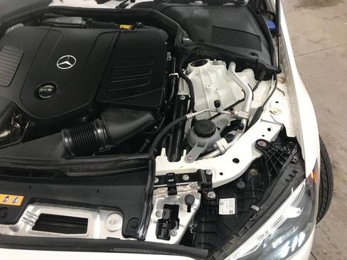 Used 2023 Mercedes-Benz C 300 4MATIC Sedan image 39