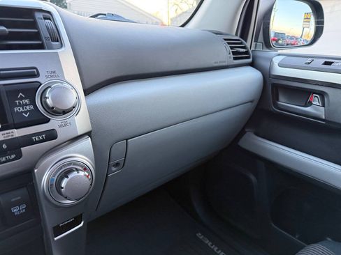 Used 2011 Toyota 4Runner SR5 Premium Sport Utility 4D w/ Convenience Pkg AWD/4WD image 23