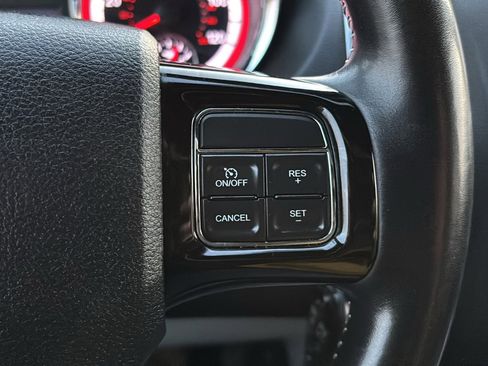 Used 2020 Dodge Grand Caravan SXT w/ Driver Convenience Group image 21