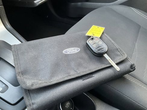 Used 2019 Ford Fiesta SE image 23