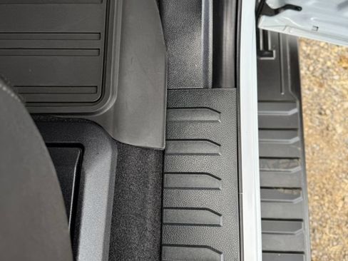 Used 2025 Ford F150 XLT w/ Equipment Group 302A MID AWD/4WD image 39