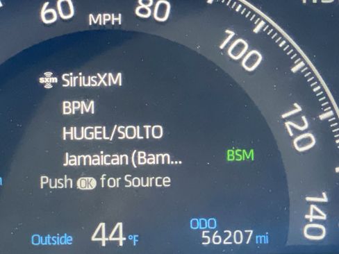 Used 2024 Toyota RAV4 XLE image 38