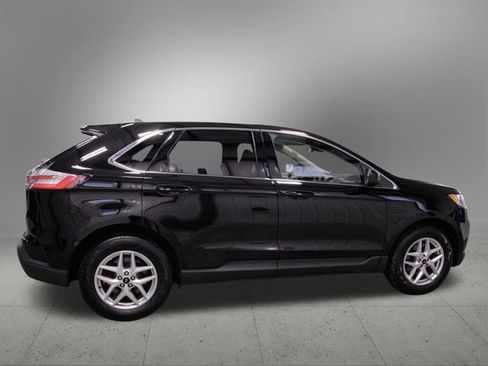 Used 2024 Ford Edge SEL image 8