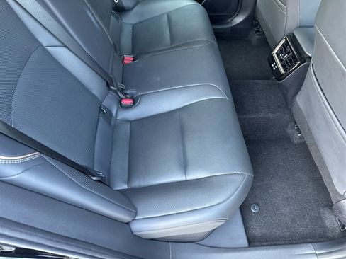 Used 2024 Toyota Crown Limited image 18