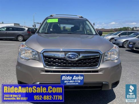 Used 2016 Subaru Forester 2.5i w/ Alloy Wheel Package AWD/4WD image 2