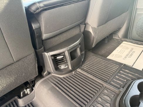 Used 2024 RAM 2500 Tradesman w/ Chrome Appearance Group image 9