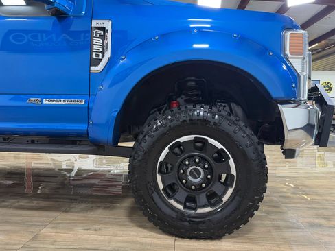 Used 2020 Ford F250 XLT w/ Tremor Off-Road Package AWD/4WD image 4