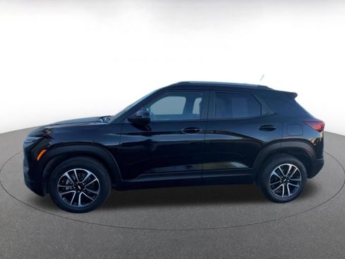 Used 2025 Chevrolet TrailBlazer LT image 9