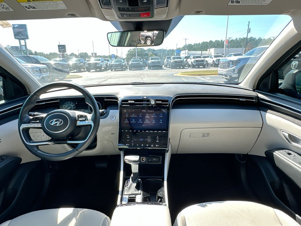 Used 2024 Hyundai Tucson SEL w/ Convenience Package FWD image 3