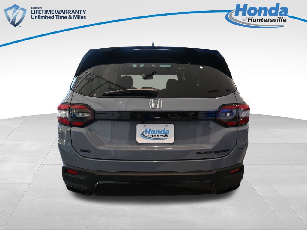 New 2026 Honda Pilot Black Edition image 6