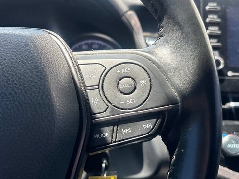 Used 2023 Toyota Camry SE FWD image 21