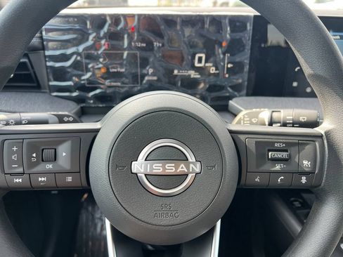 New 2026 Nissan Kicks SV w/ Interior Electronics Package FWD image 18