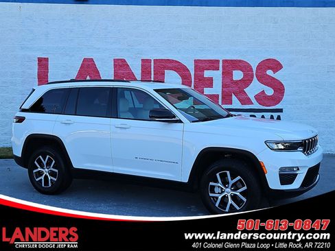 Used 2025 Jeep Grand Cherokee Limited w/ Trailer Tow Package AWD/4WD image 1