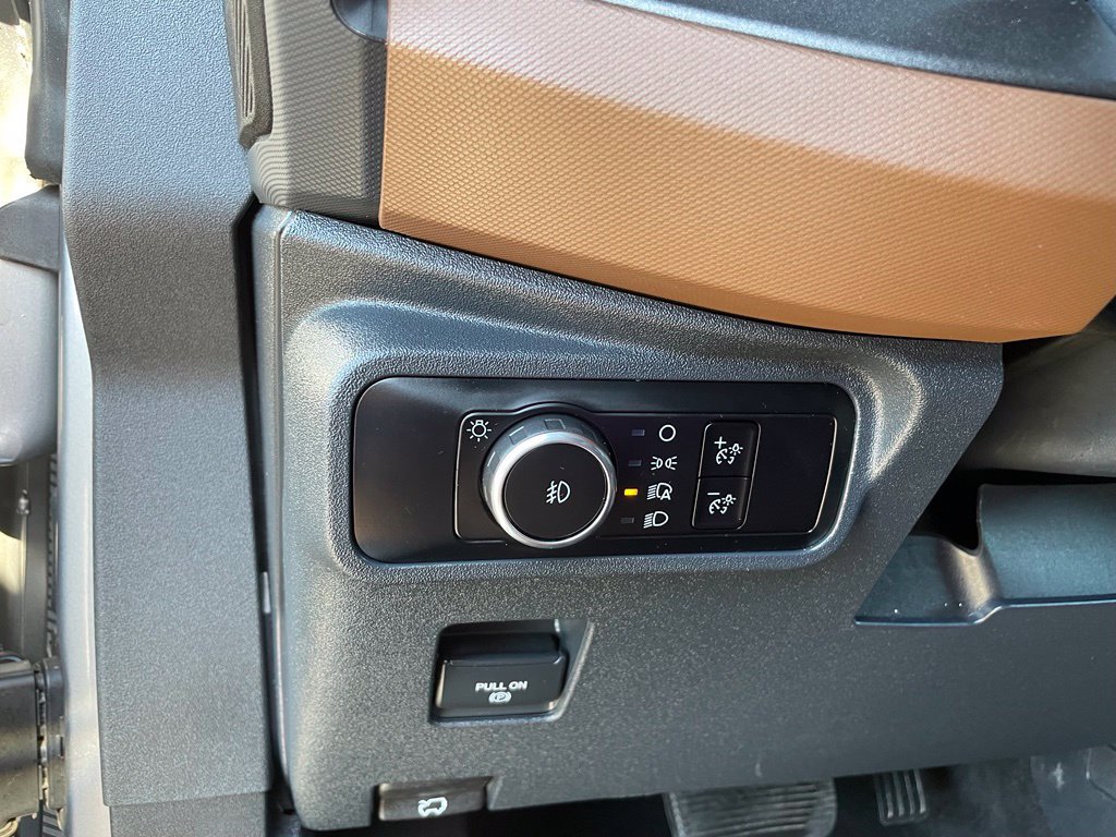 Used 2024 Ford Bronco Outer Banks AWD/4WD image 13