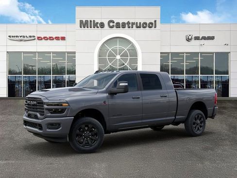 New 2026 RAM 2500 Laramie AWD/4WD image 3
