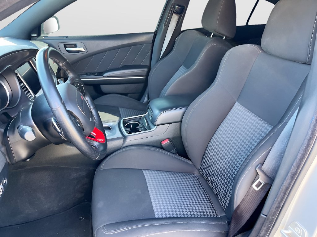 Used 2023 Dodge Charger Scat Pack w/ Navigation & Travel Group RWD image 21