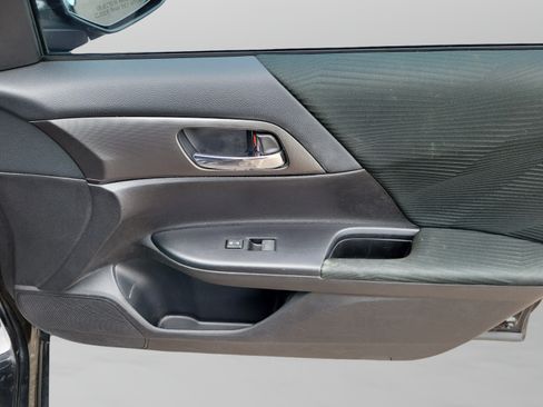 Used 2015 Honda Accord LX image 20