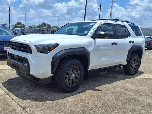 Used 2026 Toyota 4Runner SR5 AWD/4WD image 21