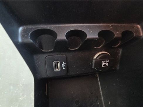 Used 2017 Jeep Cherokee Latitude image 28