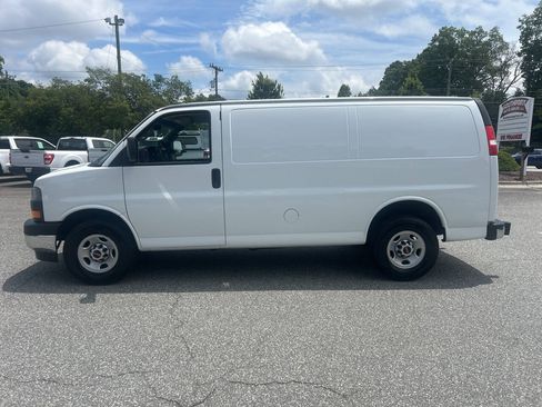 Used 2019 GMC Savana 2500 w/ Driver Convenience Package RWD image 6