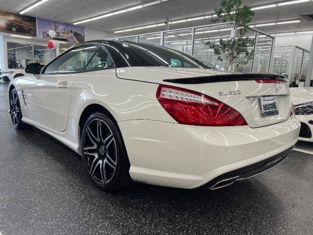 Used 2015 Mercedes-Benz SL 550 w/ White Arrow Edition image 8