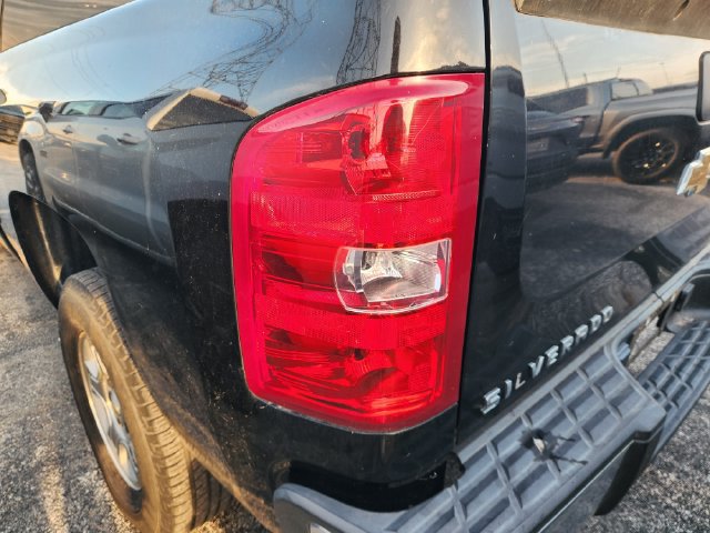 Used 2008 Chevrolet Silverado 1500 LT w/ 1LT Convenience Package RWD image 7