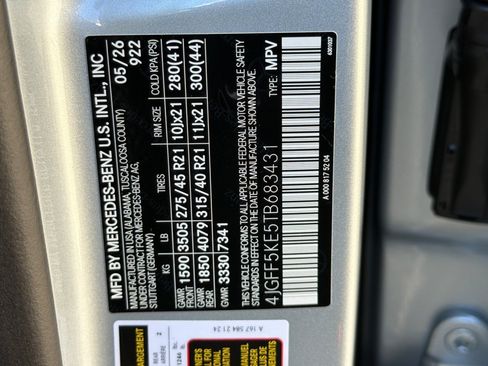 New 2026 Mercedes-Benz GLS 450 4MATIC image 29