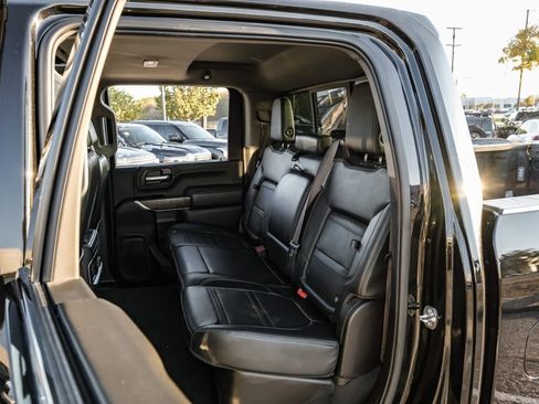 Used 2022 GMC Sierra 3500 Denali w/ Denali Black Diamond Edition image 47