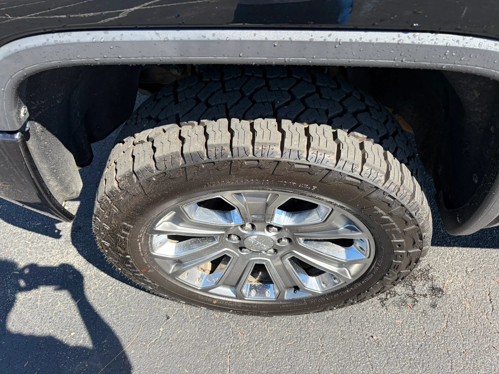Used 2018 GMC Sierra 1500 Denali w/ Denali Ultimate Package AWD/4WD image 11