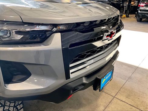 Used 2025 Chevrolet Colorado ZR2 w/ Midnight Edition image 33