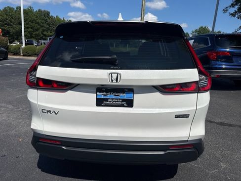 Used 2024 Honda CR-V LX image 4