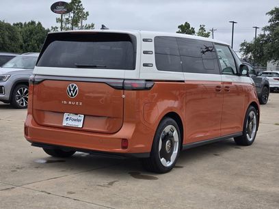 New 2025 Volkswagen ID. Buzz Pro S Plus