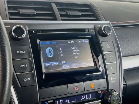 Used 2015 Toyota Camry XSE FWD image 13