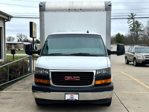 Used 2019 GMC Savana 3500 w/ Power Convenience Package image 2