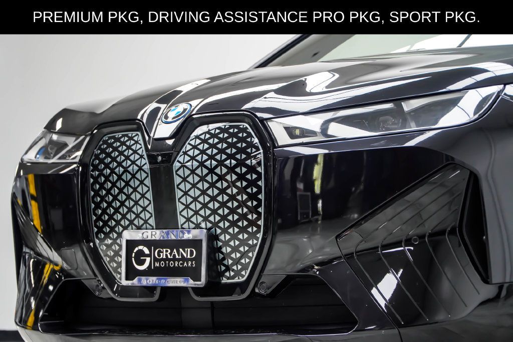 Used 2024 BMW iX xDrive50 w/ Premium Package AWD/4WD image 2