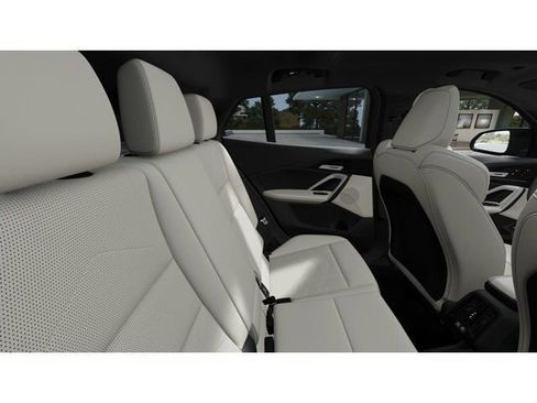 New 2026 BMW X2 xDrive28i w/ Technology Package image 12